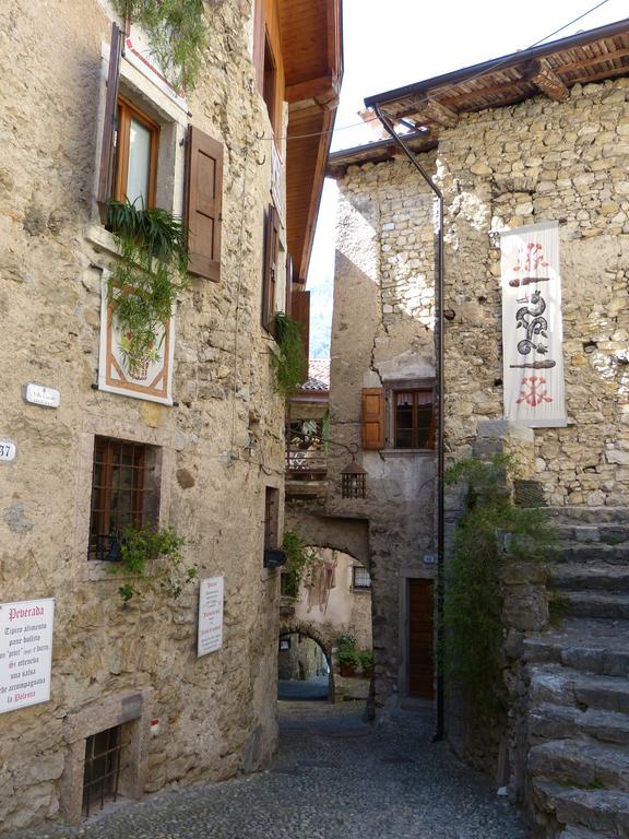 Garni Al Laghet Hotel Tenno Exterior foto